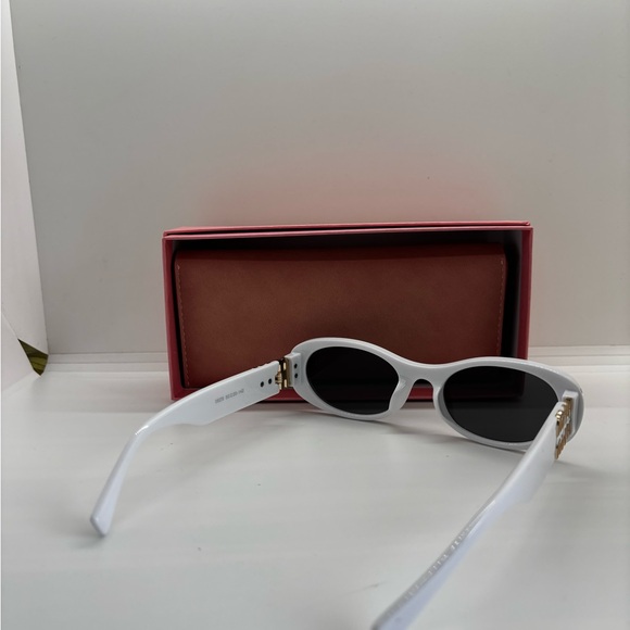 White Oval Frame Sunglasses with Black Lenses - Picture 2 of 2